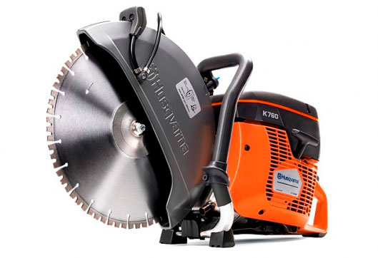 Бензорез Husqvarna K760 в прокат в Казани. У нас лучшая цена за сутки! Возможность взять в аренду с выгодной скидкой до 40% при экспресс доставке 24/7. И помните, ночью стоимость еще дешевле на 30%! #арендапрокат #виброплита #выгодно