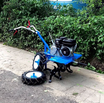  в прокат в Казани. У нас лучшая цена за сутки! Возможность взять в аренду с выгодной скидкой до 40% при экспресс доставке 24/7. И помните, ночью стоимость еще дешевле на 30%! #арендапрокат #виброплита #выгодно